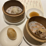 大阪 聘珍樓 - 点心3種は、追加でオーダー　小籠包、揚げ餅?、しゅうまい