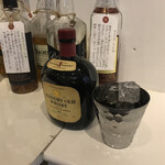 SAKE STAND CHIRO - サントリーオールド　※何か、渋すぎる！