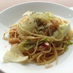 白身魚とレタスのアーリオオーリオ