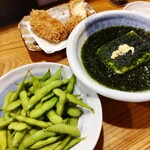 東池袋 魚金 - 茹でたて枝豆と青海苔豆腐(小)お通しのクリームコロッケ☆