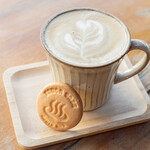 TSUGABASE - カフェラテ、甘くない抹茶ラテなど多くのカフェメニューがございます。