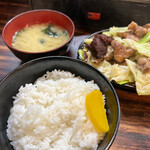 びっくり亭 - 肉1.5人前のご飯中盛