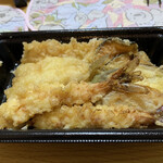超天丼 虎之介 - テイクアウトの虎天ぷら盛り合わせ