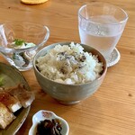 ジャム cafe 可鈴 - 【2022年7月10日(日)】私も娘もごはん大盛りでいただきました〜