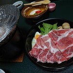 Yunominesou - 一番お手軽なコースなので、メインは選ぶことなく、豚の温泉しゃぶしゃぶ。