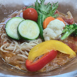 カル麺 - 冷製ベジトマ麺アップ