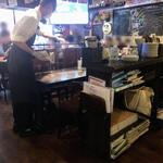 麦酒倶楽部 ポパイ - 土曜日の昼間なのに大盛況よ。