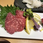 楠木フサヱおもや - 霜降り馬刺し980円