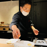 La BOMBANCE - ◎料理長の尾高さんは、『La BOMBANCE 』の姉妹店のスダチの料理長で、5月に沖縄に赴任してきた。