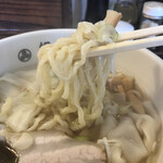 絹屋 - 青竹手打ちらしい食感ながら、実感として、半分以上がショートパスタ。