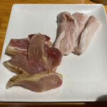 Yakiniku Fuufuutei - 国産ブランド鶏（塩）・豚トロ（塩）