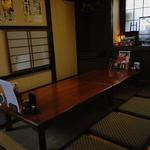 味処　八右衛門 - 八右衛門人気の２階個室席　周りを気にせずゆっくりお寛ぎください。