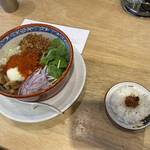 鶏白湯専門店 カネオカラーメン - 