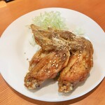 Ichigoichie - 手羽先唐揚げ・塩。550円