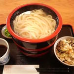 結々亭 - 釜揚げ大と炊き込みご飯。