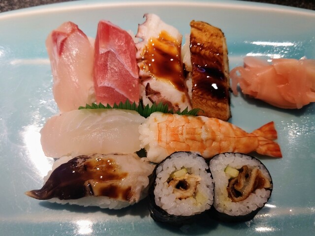 Fuku Sushi Shijo Nawate Ekimae Ten
