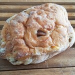 たま木亭 - 栗と黒豆とオレンジピールのパン