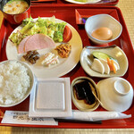 日光澤温泉 - 個人的には温泉卵とコーヒー寒天が最高な朝食でした