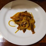 トラットリア ダ オクムラ - きのこのパスタ