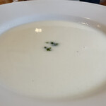 カジュアルふれんちれすとらん・おおの - じゃがいもの冷製ポタージュスープ