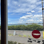 天下一品 - 琵琶湖を眺めながら