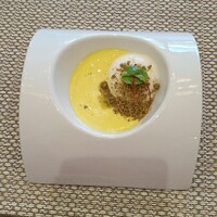 グラマシースイート ストリングスホテル名古屋 - 玉蜀黍のコールドカクテル、雁が音ほうじ茶のクランブルを添えて