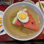 味楽園 - 冷麺(小) 900円