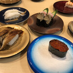 Kaitenzushi Honjin - 