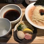 鴨出汁中華蕎麦 麺屋yoshiki - 醤油つけ蕎麦＋手揉み麺