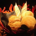 ラトリエ ドゥ ジョエル・ロブション - 自家製のパン