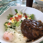 TARO - 温泉卵のロコモコボウル