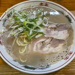 Hakata Ramen Ebisu - ラーメン 700円