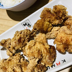 どうとんぼり神座 ヨドバシAkiba店 - 唐揚げは揚げたて！サクサクで味も美味しかったわ。