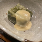 茜坂大沼 - 春菊の風味をしっかりと携え、かつふんわり柔らかに仕上がる大沼さんの揚げ豆腐は本当に好き