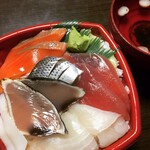 笹舟 丼丸 - あまかせ刺身丼とお吸い物