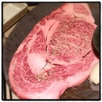 食彩和牛 しげ吉 - BMS11番のリブロース