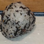 磯丸水産 - 梅ひじきおにぎり