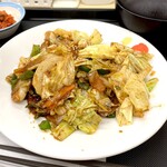 Matsuya - 回鍋肉定食：￥750：野菜クタクタ味付けは普通の甘じょっぱいやつ。高いけど付いてきたキムチは美味しい。。