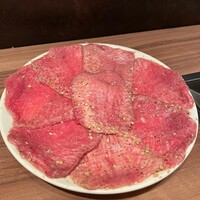 焼肉うしごろ 新宿三丁目店 - 
