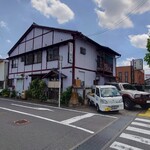 季節料理 うさ美。 - 店舗外観、駐車場