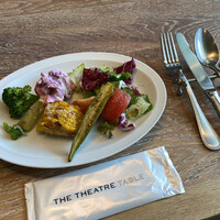 THE THEATRE TABLE - 前菜ビュッフェ