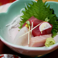 季節の魚と釜飯 魚信 - 