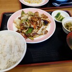 萬壽園 - 回鍋肉定食850円です！