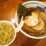 たけちゃんにぼしらーめん - 醤油ラーメン&煮干しごはん(小)