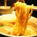 七匹の子ぶた - カスタマイズでこってり太麺・チャーシューメン