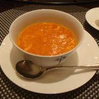 ＳＩＬＩＮ 火龍園 - 活蟹肉入りふかひれスープ