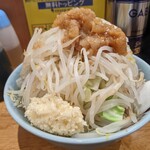 自家製麺 毘舎利 - 小ブタ(２枚)(全マシ)