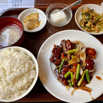 中華ごはん れんげ食堂 - 黒酢鶏