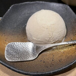 玄品 浅草 ふぐ・うなぎ・かに料理 - ナッツアイス