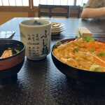 ふじ鮨 - 赤白ウニチラシ